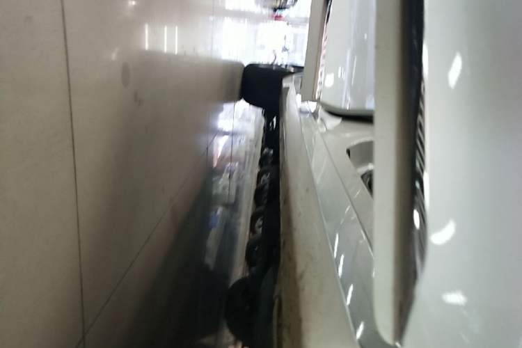 Used GAC Trumpchi M6 2021 PRO 270T DCT Luxury Edition Right Side Sill