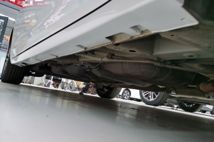 Used GAC Trumpchi M6 2021 270T DCT Prestige Edition (7-seater) Right Side Sill