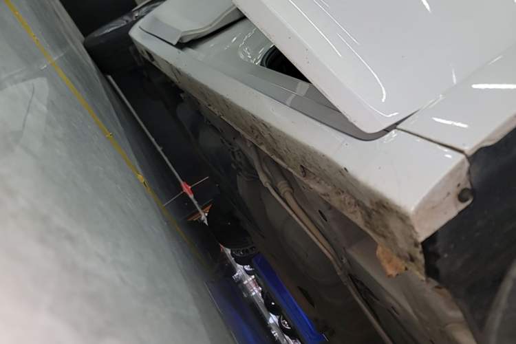 Used GAC Trumpchi M6 2021 270T DCT Luxury Edition (7-seater) Right Side Sill