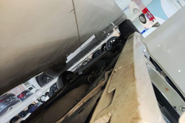 Used GAC Trumpchi M6 2021 270T DCT Luxury Edition (6 Seats) Right Side Sill