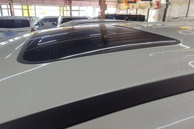Used GAC Trumpchi M6 2021 270T DCT Elite Edition (7-seater) Roof
