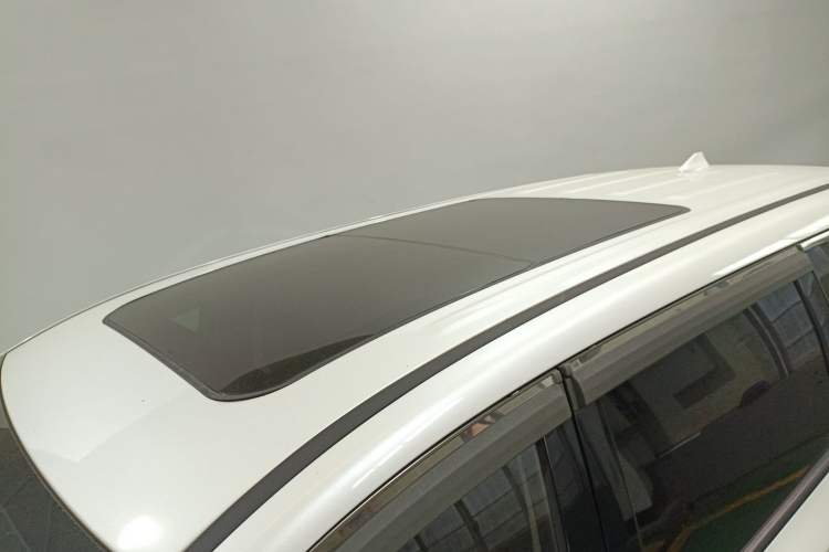 Used GAC Trumpchi M6 2021 270T DCT Luxury Edition (7-seater) Roof