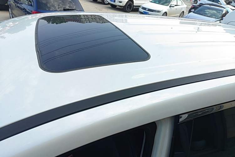 Used GAC Trumpchi M6 2021 270T DCT Luxury Edition (6 Seats) Roof