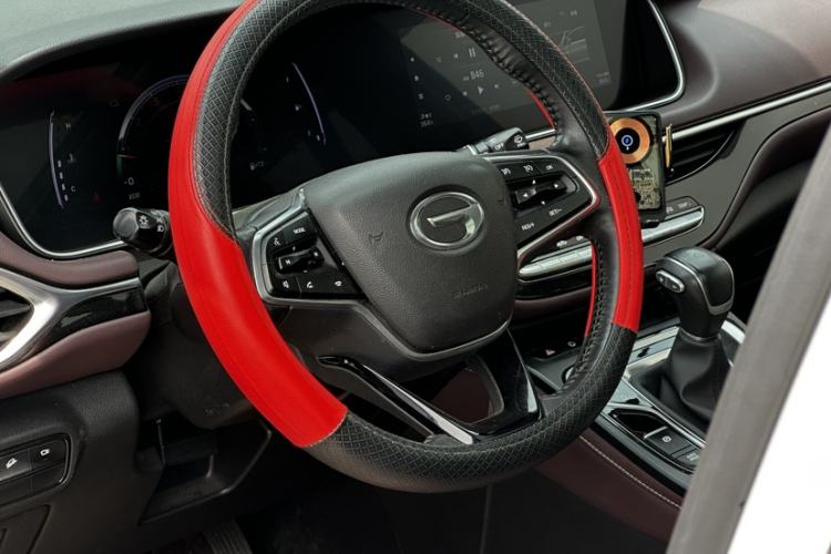 Used GAC Trumpchi M6 2021 PRO 270T Automatic Luxury Edition Steering Wheel