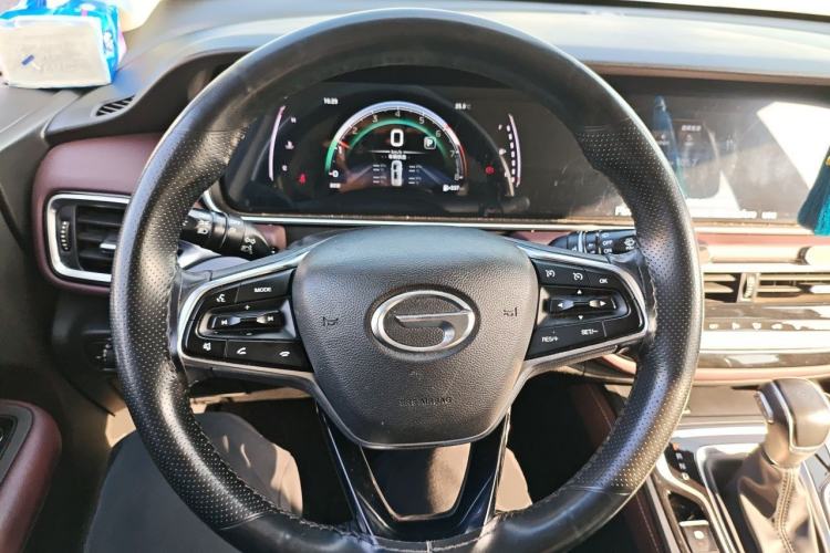 Used GAC Trumpchi M6 2021 PRO 270T Automatic Luxury Edition Steering Wheel