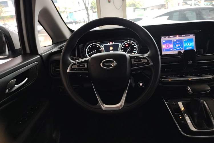 Used GAC Trumpchi M6 2021 270T DCT Luxury Edition (7 Seats) Steering Wheel