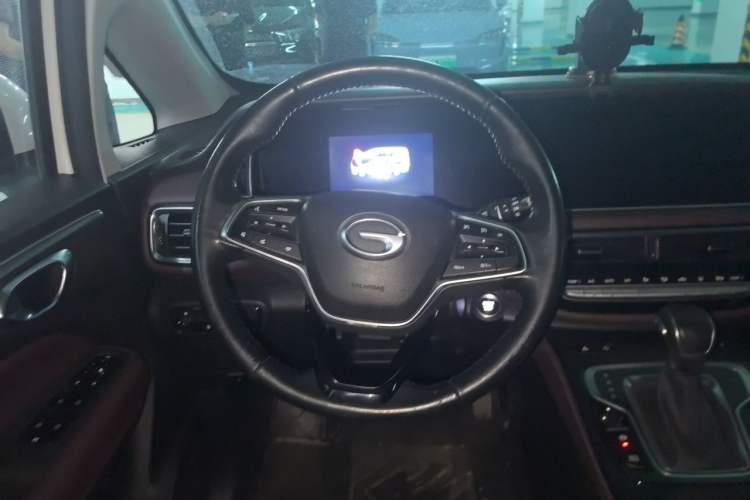 Used GAC Trumpchi M6 2021 PRO 270T DCT Luxury Edition Steering Wheel