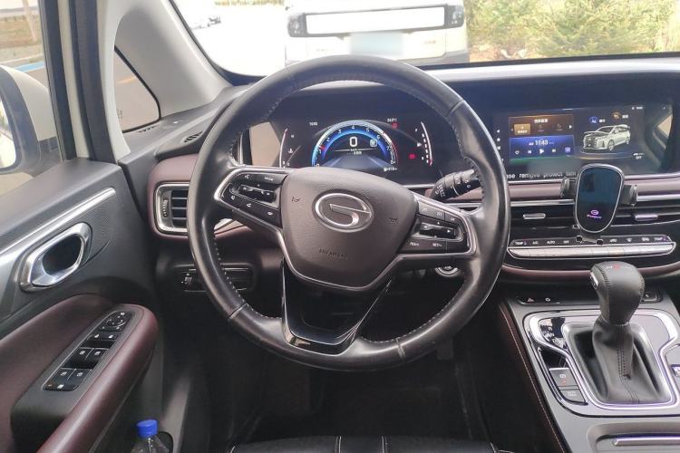 Used GAC Trumpchi M6 2021 PRO 270T Automatic Luxury Edition Steering Wheel