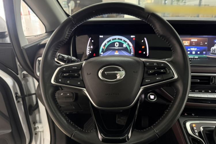 Used GAC Trumpchi M6 2021 PRO 270T DCT Luxury Edition Steering Wheel