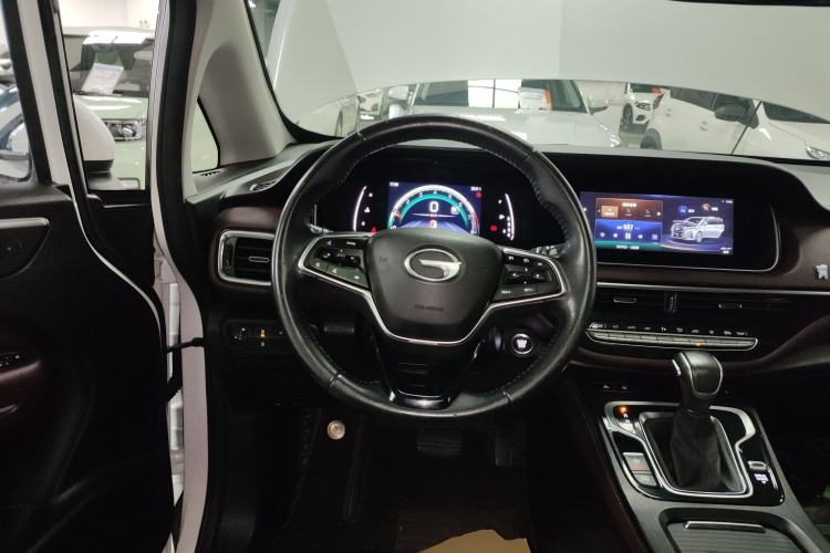 Used GAC Trumpchi M6 2021 PRO 270T Automatic Luxury Edition Steering Wheel