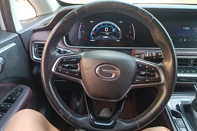 Used GAC Trumpchi M6 2021 PRO 270T DCT Luxury Edition Steering Wheel