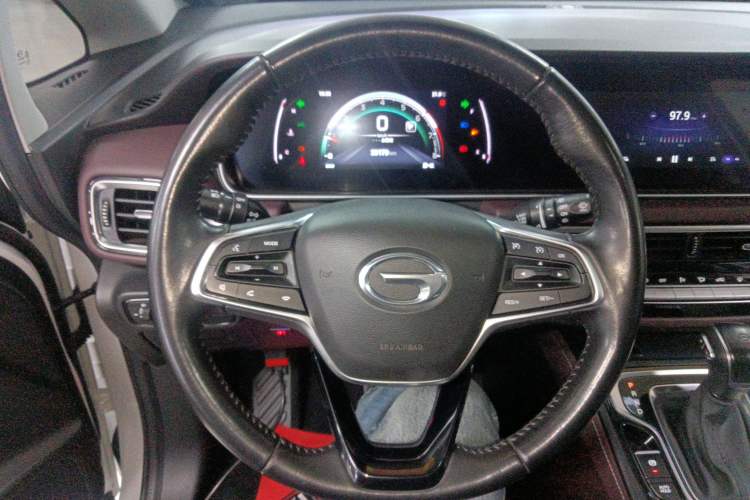 Used GAC Trumpchi M6 2021 PRO 270T DCT Luxury Edition Steering Wheel
