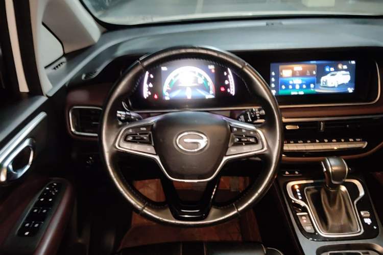 Used GAC Trumpchi M6 2021 PRO 270T DCT Luxury Edition Steering Wheel