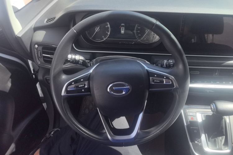Used GAC Trumpchi M6 2021 270T DCT Elite Edition (7-seater) Steering Wheel