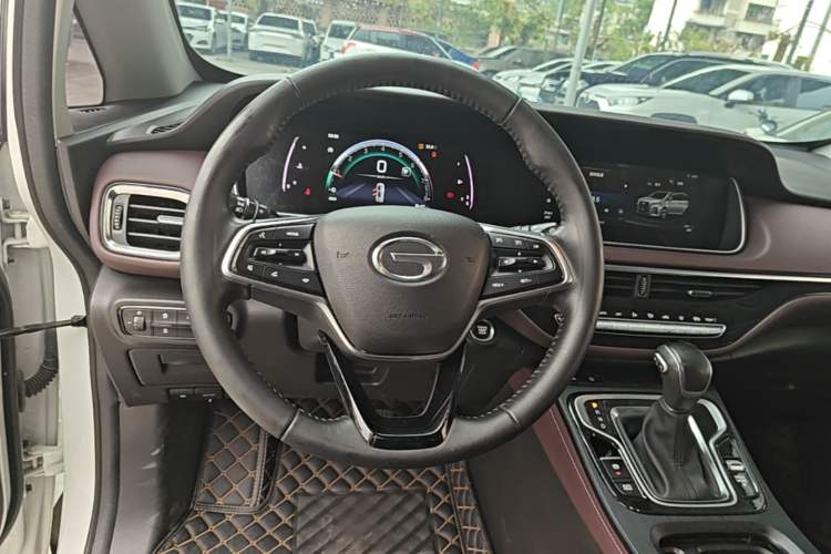 Used GAC Trumpchi M6 2021 PRO 270T Automatic Luxury Edition Steering Wheel