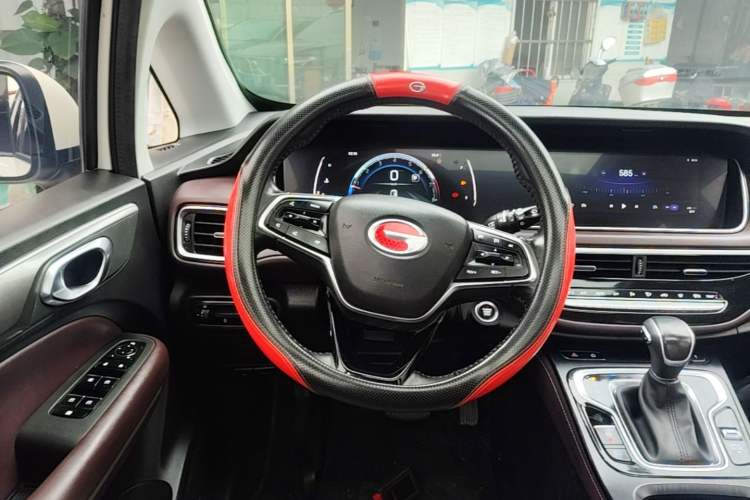 Used GAC Trumpchi M6 2021 PRO 270T Automatic Luxury Edition Steering Wheel