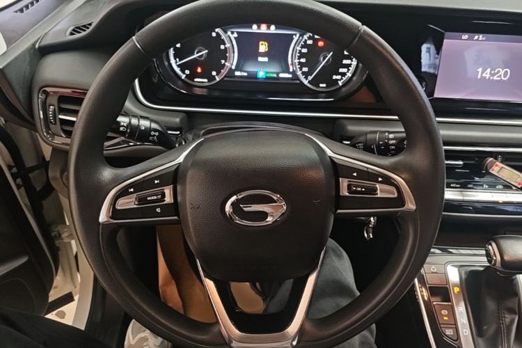 Used GAC Trumpchi M6 2021 PRO 270T Automatic Luxury Edition Steering Wheel