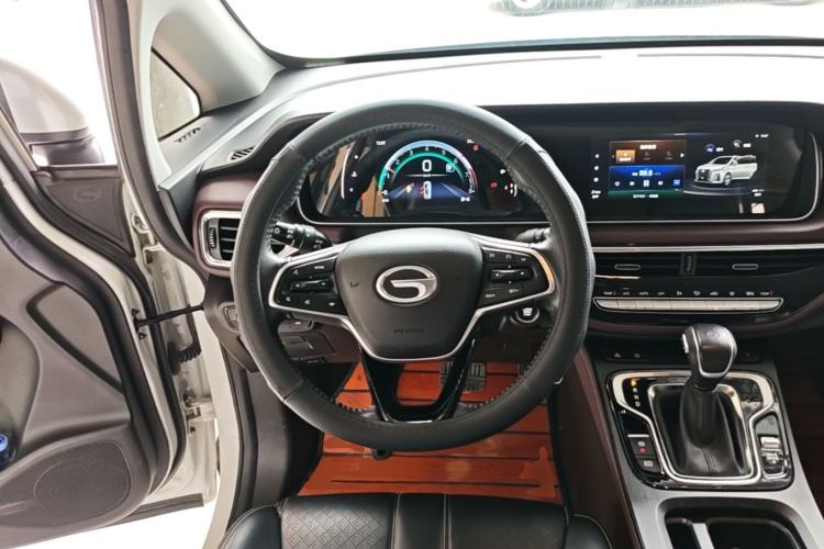 Used GAC Trumpchi M6 2021 PRO 270T DCT Elite Edition Steering Wheel