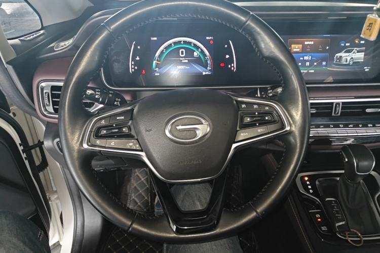 Used GAC Trumpchi M6 2021 PRO 270T Automatic Luxury Edition Steering Wheel