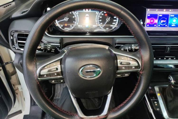 Used GAC Trumpchi M6 2021 270T DCT Luxury Edition (6 Seats) Steering Wheel