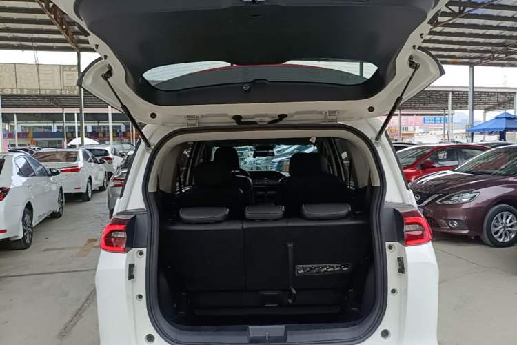Used GAC Trumpchi M6 2021 PRO 270T DCT Luxury Edition Trunk