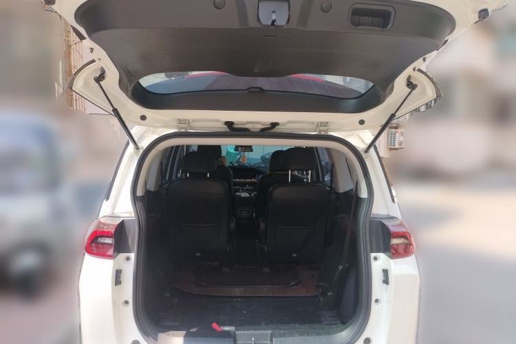 Used GAC Trumpchi M6 2021 270T DCT Prestige Edition (7-seater) Trunk
