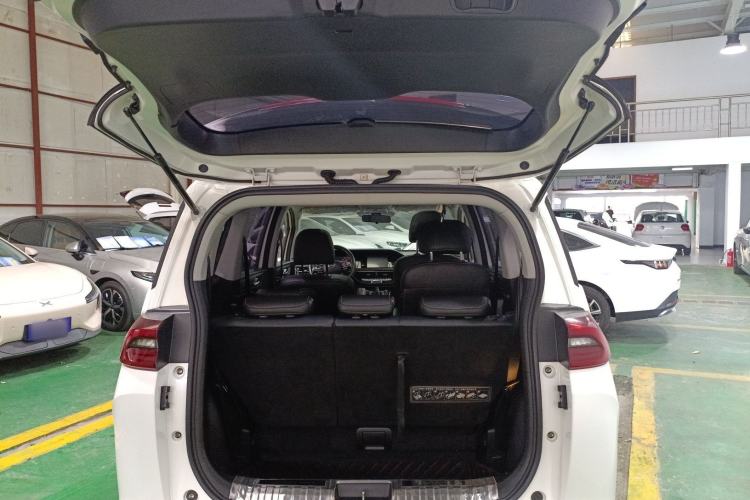Used GAC Trumpchi M6 2021 270T DCT Luxury Edition (7-seater) Trunk