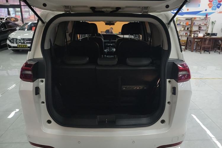 Used GAC Trumpchi M6 2021 270T DCT Luxury Edition (7-seater) Trunk