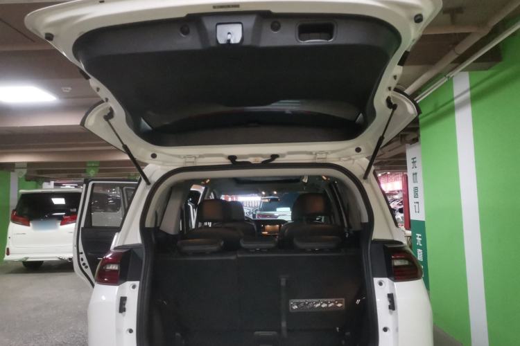 Used GAC Trumpchi M6 2021 270T DCT Luxury Edition (7-seater) Trunk
