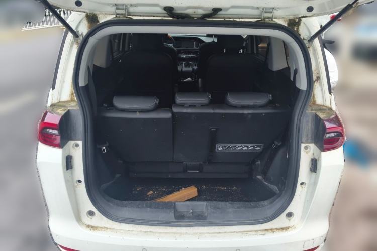 Used GAC Trumpchi M6 2021 270T DCT Luxury Edition (7 Seats) Trunk