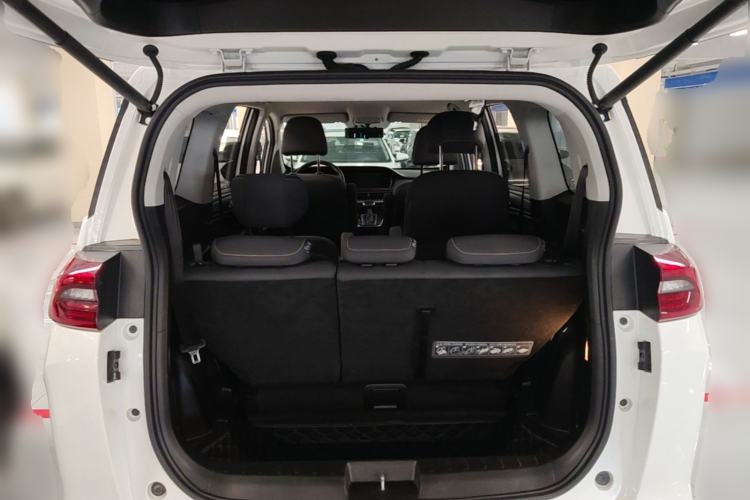 Used GAC Trumpchi M6 2021 270T DCT Elite Edition (7-seater) Trunk