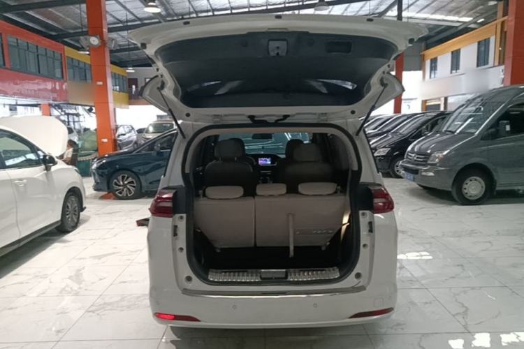 Used GAC Trumpchi M6 2021 270T Manual Elite Edition (7-seater) Trunk