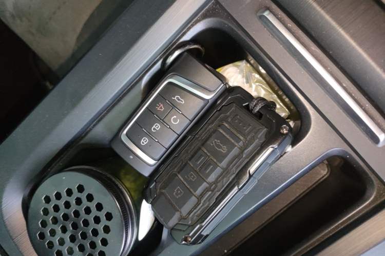 Used GAC Trumpchi M6 2021 PRO 270T Automatic Luxury Edition Vehicle Key