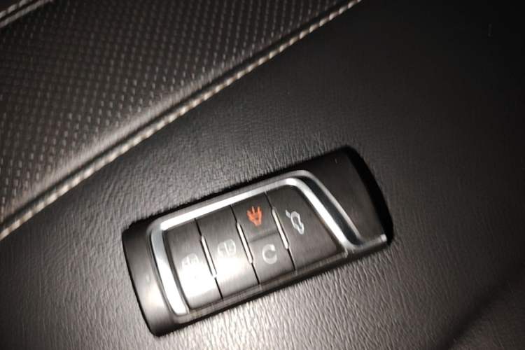 Used GAC Trumpchi M6 2021 270T DCT Luxury Edition (7 Seats) Vehicle Key