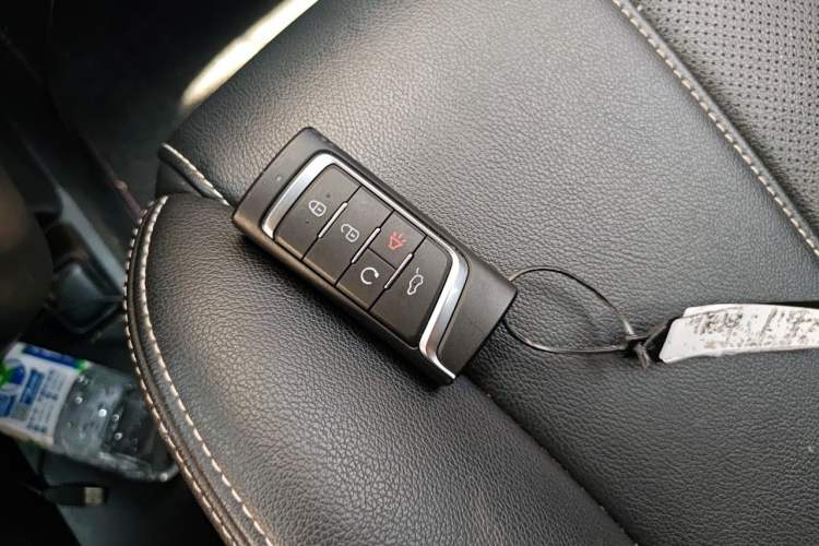 Used GAC Trumpchi M6 2021 270T DCT Luxury Edition (6 Seats) Vehicle Key