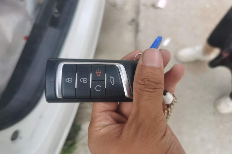 Used GAC Trumpchi M6 2021 PRO 270T Automatic Luxury Edition Vehicle Key