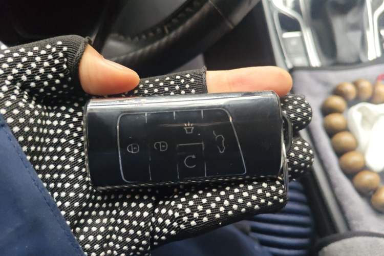 Used GAC Trumpchi M6 2021 270T DCT Luxury Edition (7 Seats) Vehicle Key