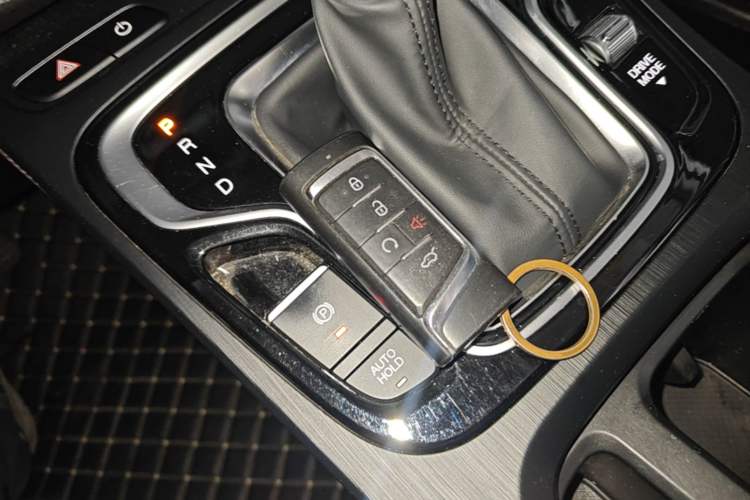 Used GAC Trumpchi M6 2021 PRO 270T Automatic Luxury Edition Vehicle Key