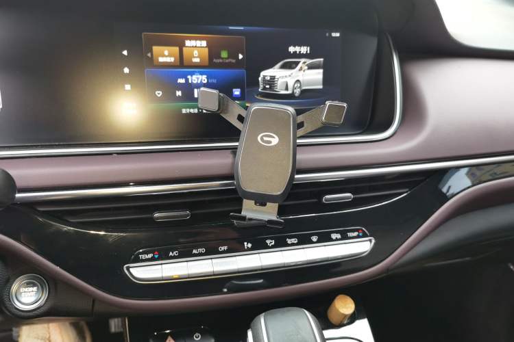 Used GAC Trumpchi M6 2023 PRO 270T DCT Luxury Edition Audio And AC Panel