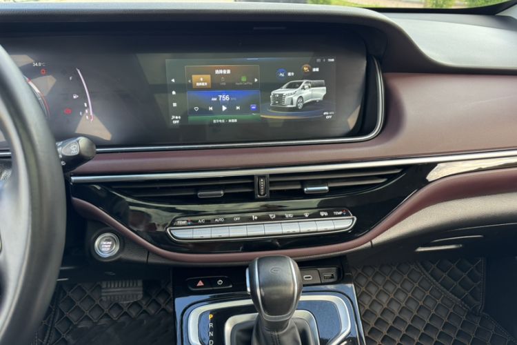 Used GAC Trumpchi M6 2023 PRO 270T DCT Luxury Edition Audio And AC Panel