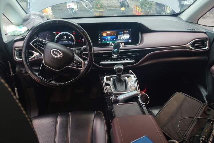 Used GAC Trumpchi M6 2023 PRO 270T DCT Luxury Edition Center Console