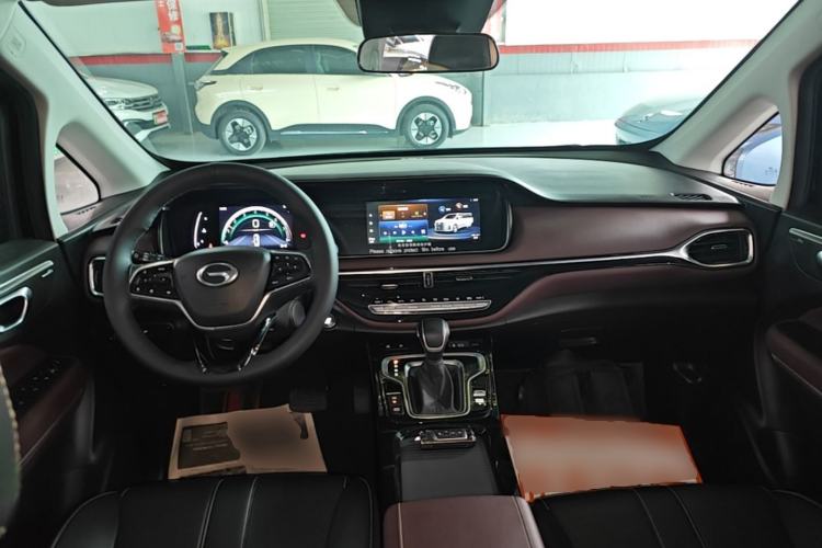 Used GAC Trumpchi M6 2023 PRO 270T DCT Luxury Edition Center Console