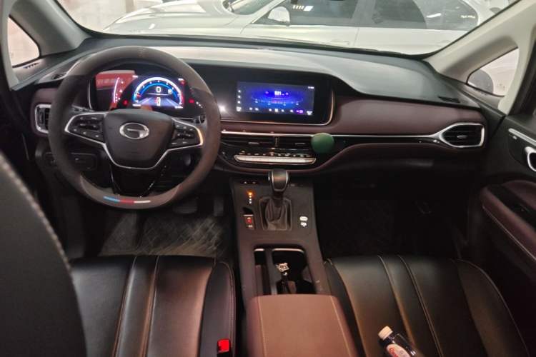 Used GAC Trumpchi M6 2023 PRO 270T DCT Luxury Edition Center Console