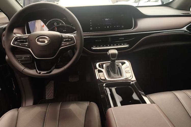 Used GAC Trumpchi M6 2023 PRO 270T DCT Luxury Edition Center Console