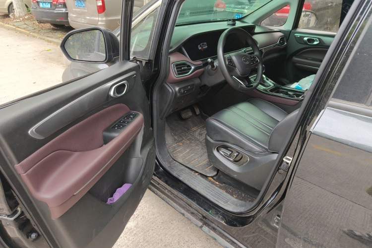 Used GAC Trumpchi M6 2023 PRO 270T DCT Luxury Edition Driver Seat