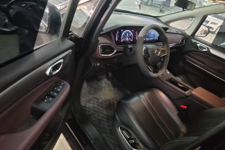 Used GAC Trumpchi M6 2023 PRO 270T DCT Luxury Edition Driver Seat