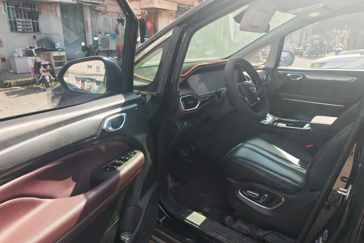 Used GAC Trumpchi M6 2023 PRO 270T DCT Luxury Edition Driver Seat
