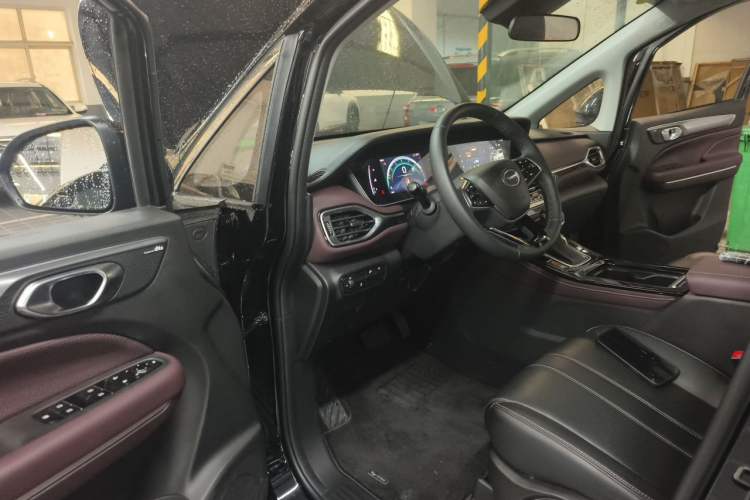 Used GAC Trumpchi M6 2023 PRO 270T DCT Luxury Edition Driver Seat