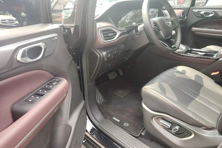 Used GAC Trumpchi M6 2023 PRO 270T DCT Luxury Edition Driver Seat