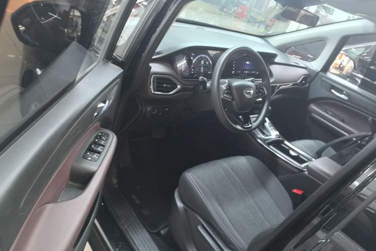 Used GAC Trumpchi M6 2023 PRO 270T DCT Elite Edition Driver Seat